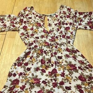 White flower romper size Small
